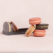 6 Assorted Macarons
